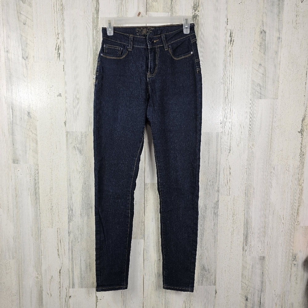 Y&F stretch dark wash blue denim skinny jeans juniors size 3/4